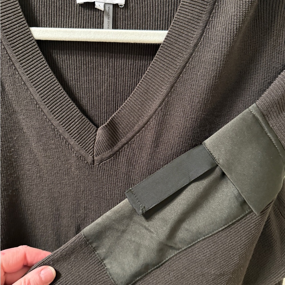 Parker Cargo Sleeve V Neck Sweater Deep Olive Khaki  Large Utility Military - Picture 4 of 10